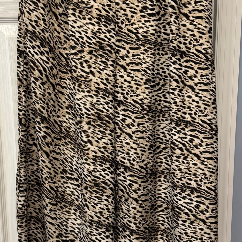 Animal Print palazzo pants in Black and Cream